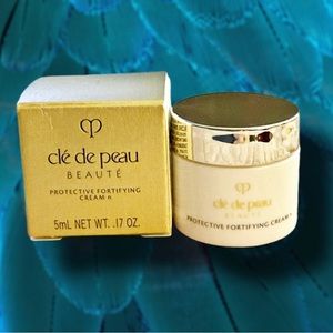 Cle’ De Peau Beaute’ Protective Fortifying Cream NIB